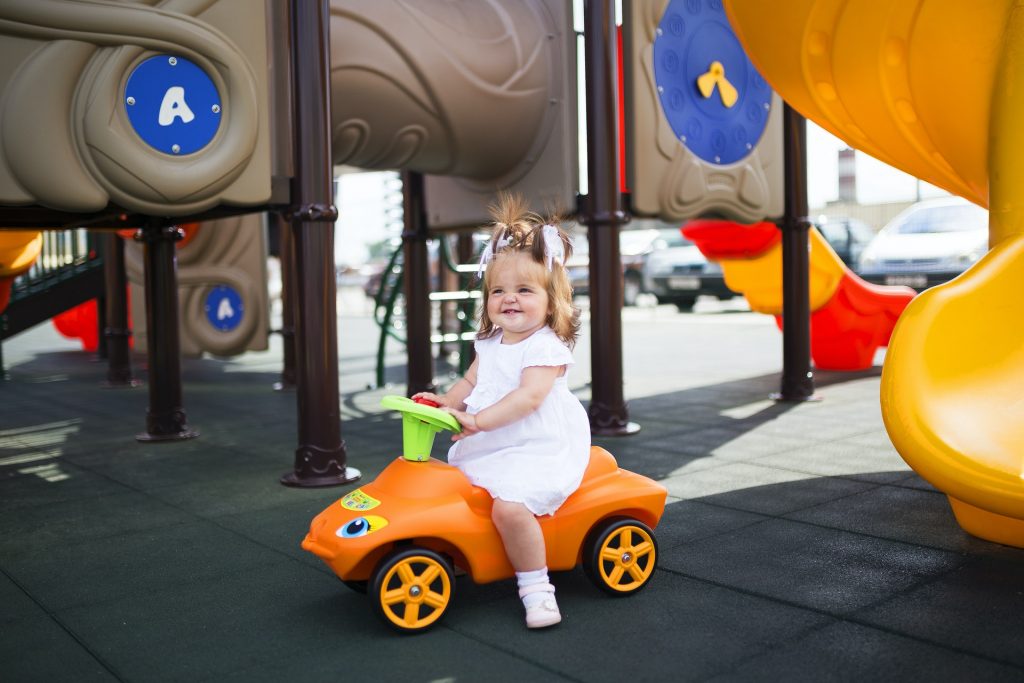 Piso ideal para playgrounds: Como escolher