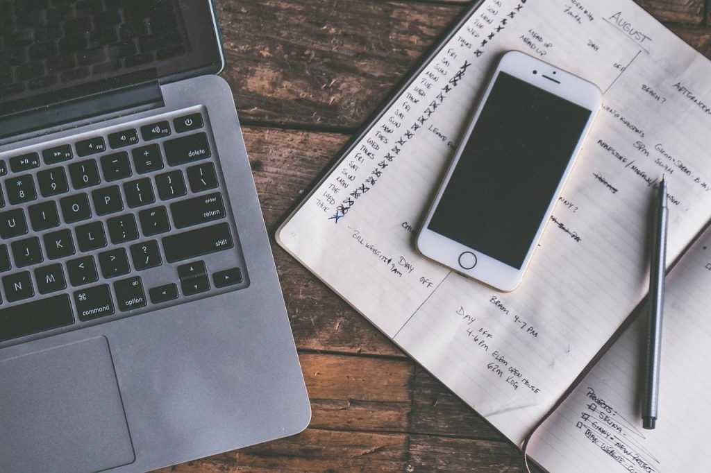 Como a tecnologia pode ajudar as pequenas e médias empresas a crescer