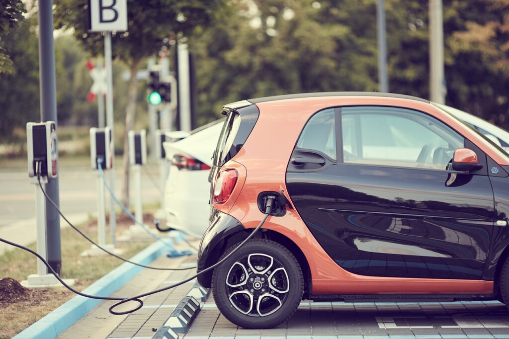 Qual o custo mensal de um carro elétrico