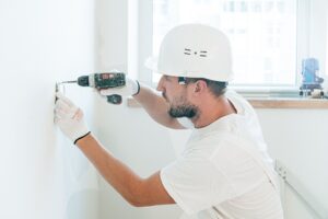 Como economizar na montagem de móveis sem abrir mão da qualidade